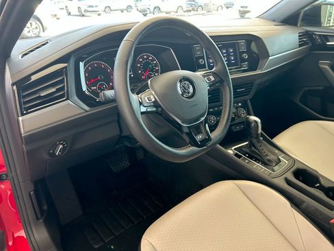 Certified 2021 Volkswagen Jetta R-Line FWD image 13