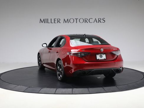 New 2025 Alfa Romeo Giulia AWD w/ Driving Assist Package image 5