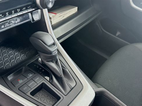 Used 2024 Toyota RAV4 LE image 22