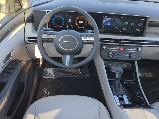New 2025 Hyundai Tucson SE FWD image 15