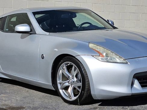 Used 2012 Nissan 370Z Touring w/ Sport Pkg image 7