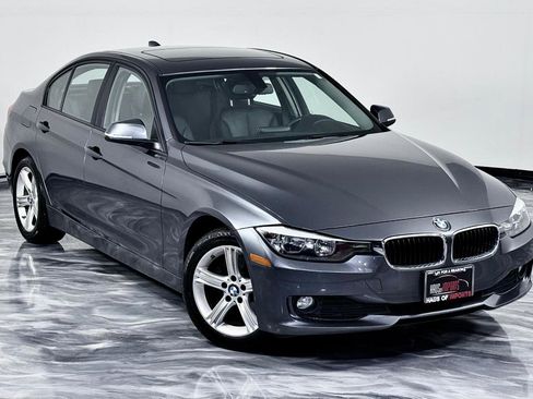 Used 2014 BMW 320i xDrive Sedan AWD/4WD image 3