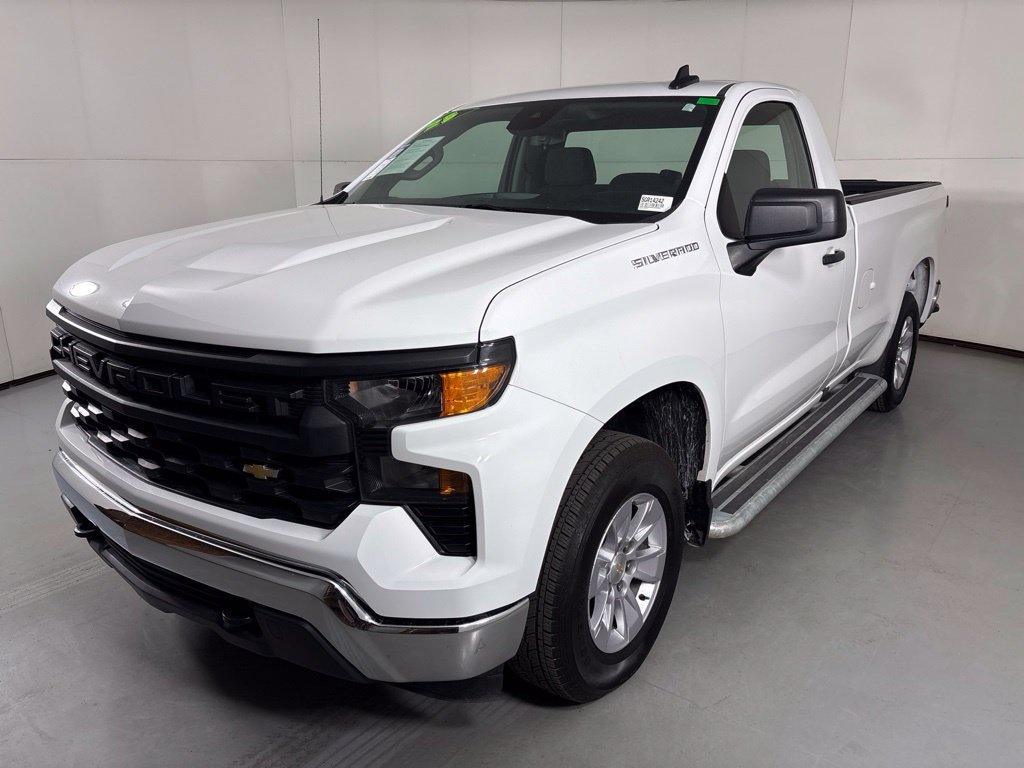 Used 2025 Chevrolet Silverado 1500 W/T RWD image 4