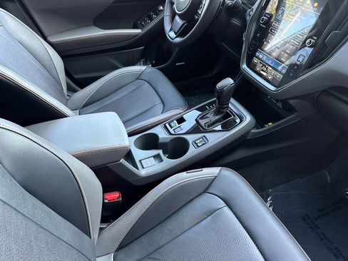 Certified 2025 Subaru Crosstrek 2.5i Limited w/ Crosstrek Mirror Package image 19