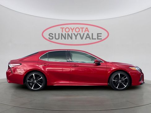 Used 2020 Toyota Camry XSE image 10