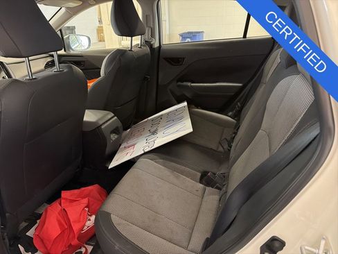 Used 2024 Subaru Crosstrek 2.0i Premium image 7