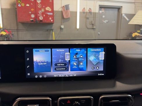 New 2026 Nissan Sentra SR FWD image 22