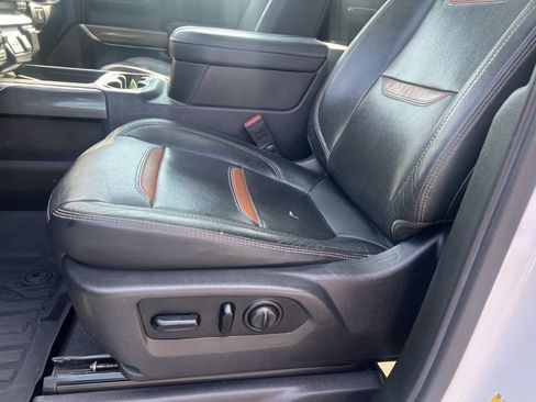 Used 2019 GMC Sierra 1500 AT4 w/ AT4 Premium Package AWD/4WD image 19