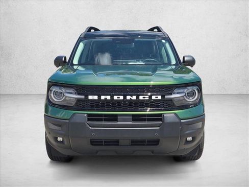 Used 2025 Ford Bronco Sport Outer Banks w/ Outer Banks Tech Package+ AWD/4WD image 2