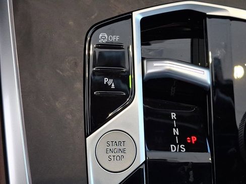 New 2026 BMW X7 xDrive40i w/ M Sport Package image 19