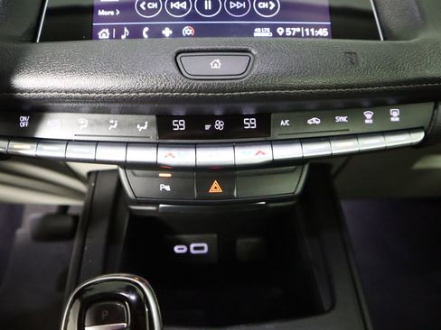Used 2020 Cadillac XT4 Premium Luxury FWD image 44