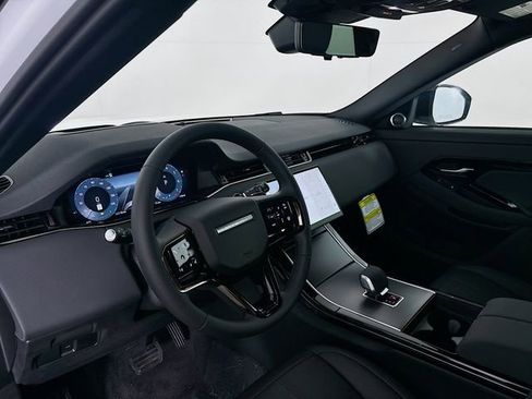 New 2026 Land Rover Range Rover Evoque S image 9