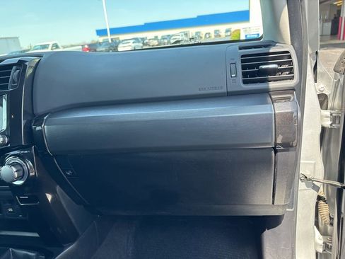 Used 2024 Toyota 4Runner TRD Off-Road Premium image 24