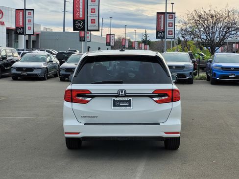 Used 2022 Honda Odyssey EX-L image 6