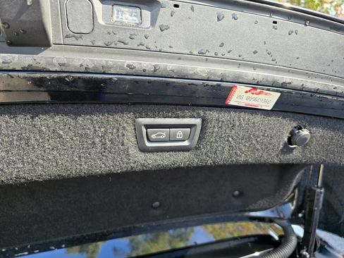 Used 2020 BMW M850i xDrive Convertible w/ M Carbon Exterior Package image 40