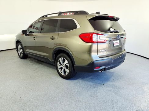 Used 2024 Subaru Ascent Premium w/ Convenience Package AWD/4WD image 4