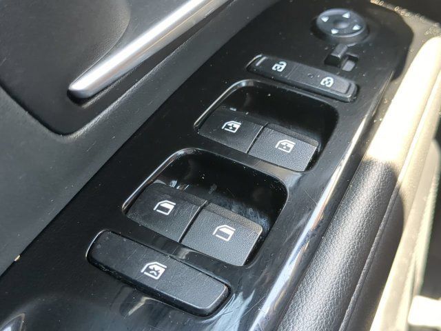 Used 2023 Hyundai Tucson Limited w/ Cargo Package AWD/4WD image 24