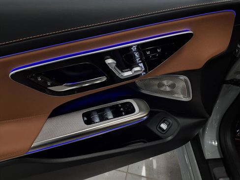 New 2026 Mercedes-Benz CLE 300 4MATIC Cabriolet image 11