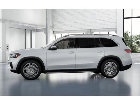 New 2026 Mercedes-Benz GLS 450 4MATIC image 35