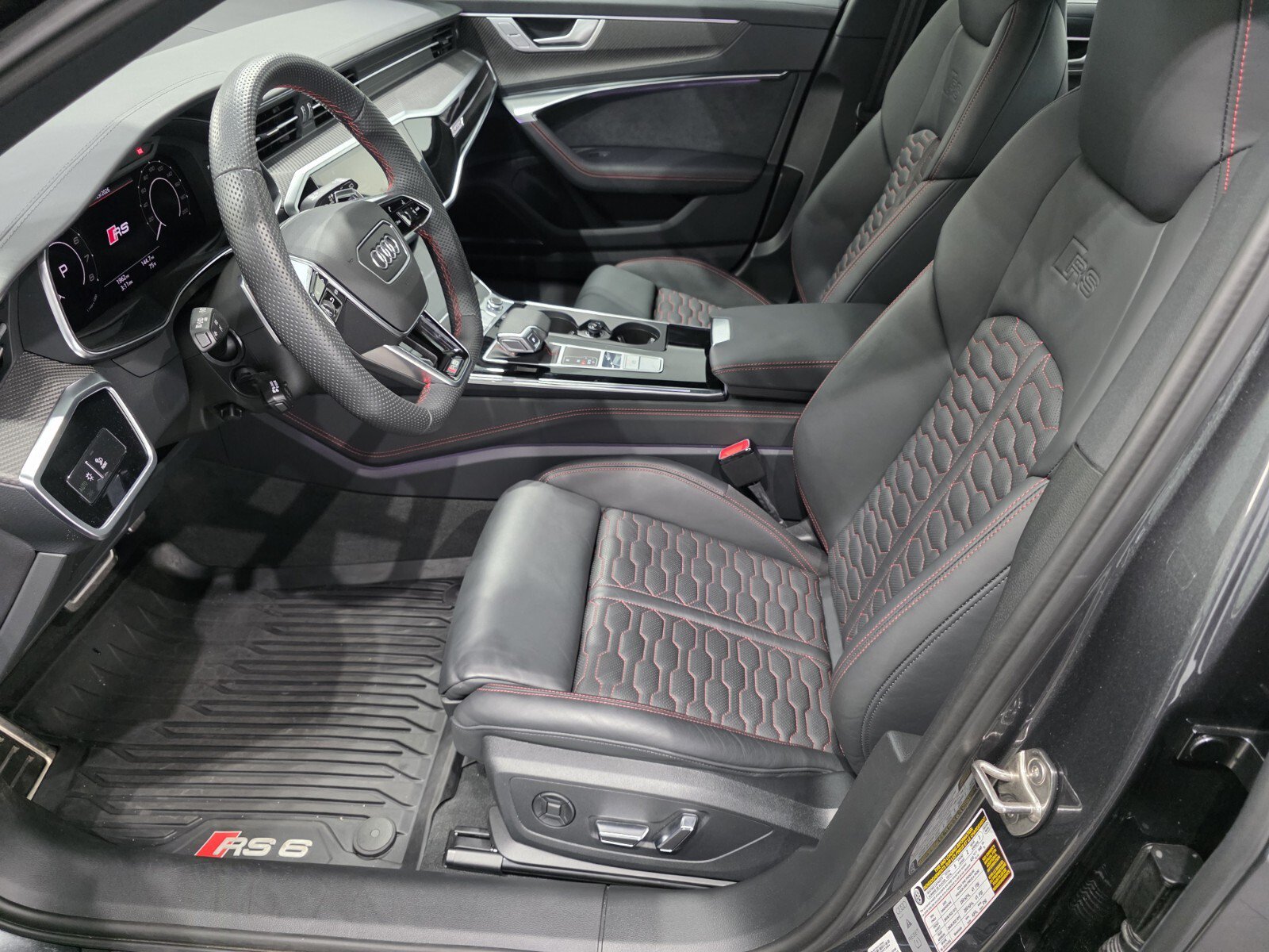 Used 2024 Audi RS 6 performance AWD/4WD image 6