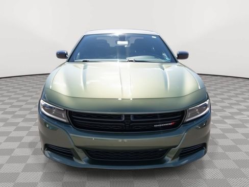 Used 2023 Dodge Charger SXT RWD image 2