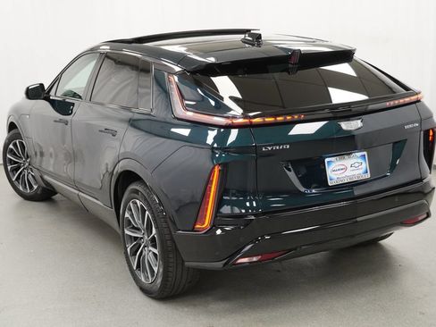 Used 2024 Cadillac Lyriq Sport w/ LPO, Floor Liner Package AWD/4WD image 40