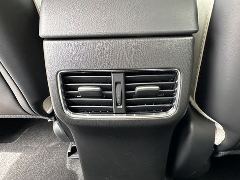 Certified 2025 MAZDA CX-5 AWD 2.5 S w/ Preferred Package image 8