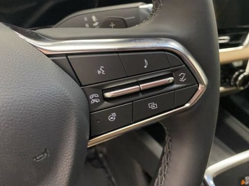 New 2027 Chevrolet Equinox ACTIV w/ Safety and Technology Package AWD/4WD image 29