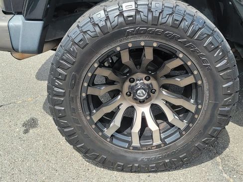 Used 2016 Jeep Wrangler Unlimited Sahara AWD/4WD image 11