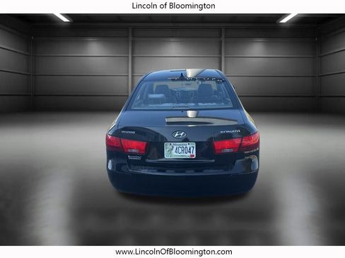 Used 2010 Hyundai Sonata GLS image 9