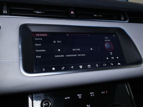 Used 2020 Land Rover Range Rover Evoque S image 25