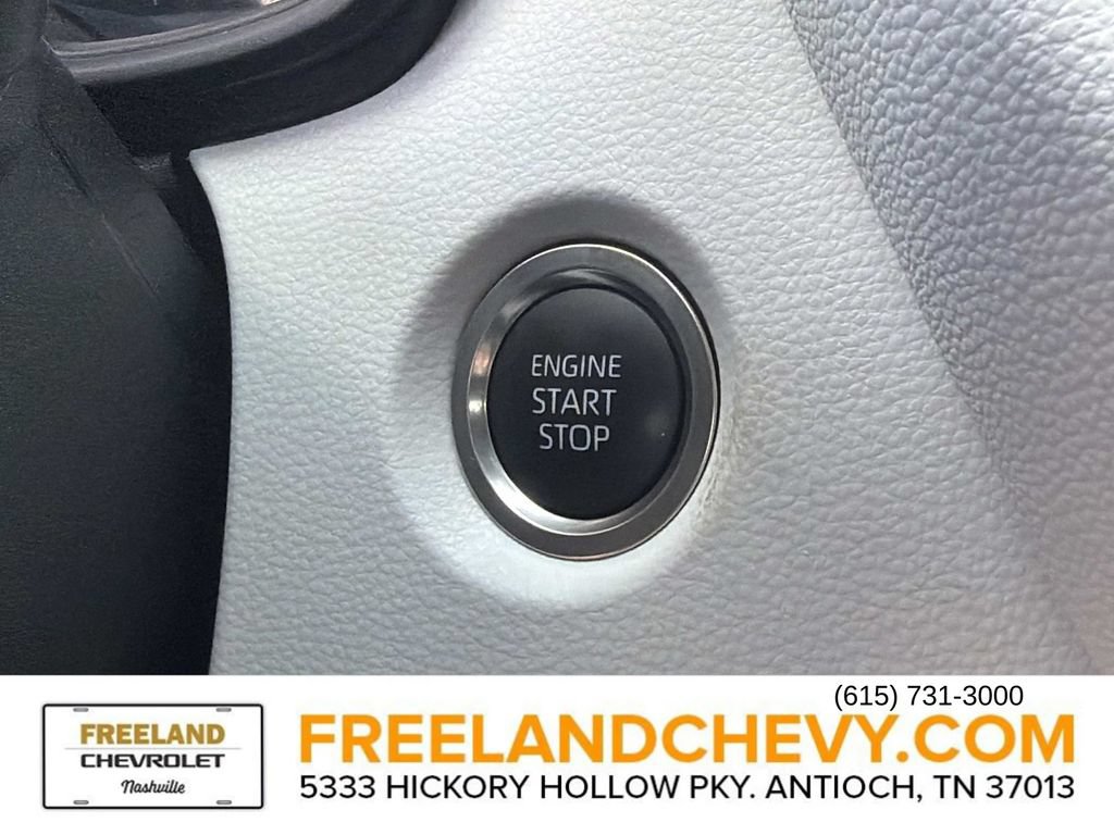 Used 2026 Toyota Corolla SE FWD image 30