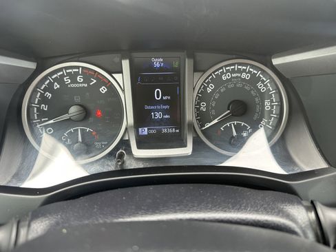 Used 2023 Toyota Tacoma Limited AWD/4WD image 13