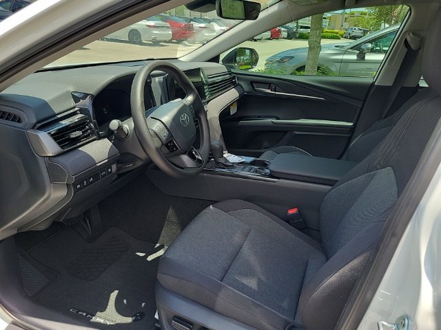 Used 2025 Toyota Camry LE w/ Convenience Package FWD image 9