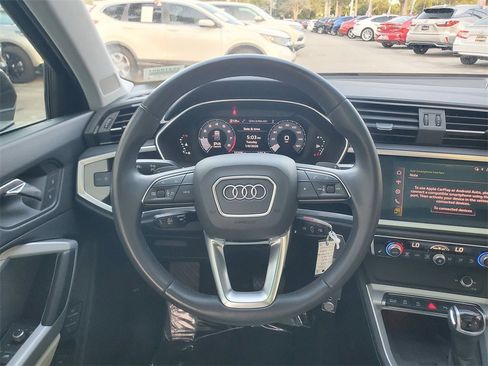Used 2022 Audi Q3 2.0T Premium Plus w/ Premium Plus Package image 23