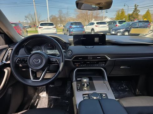 Used 2024 MAZDA CX-90 3.3 Turbo w/ Preferred Package AWD/4WD image 16