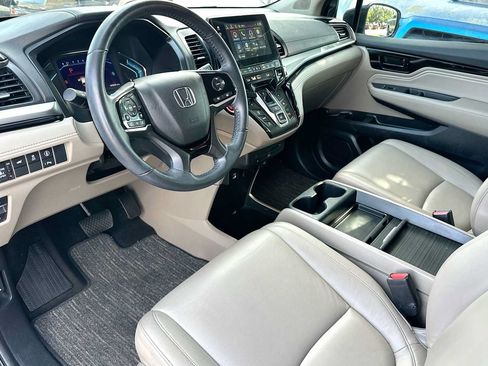 Used 2024 Honda Odyssey Touring image 18