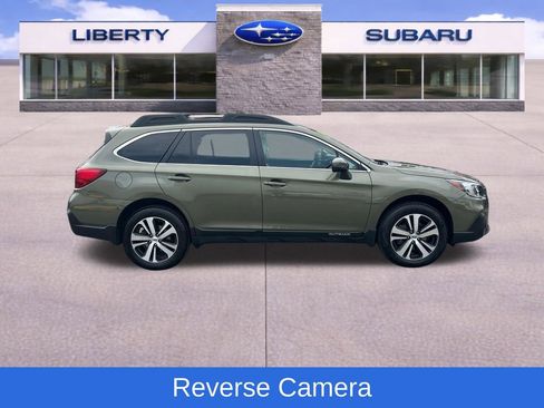 Used 2019 Subaru Outback 2.5i Limited image 6