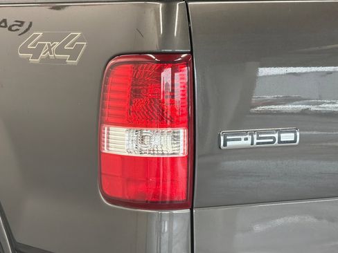 Used 2005 Ford F150 image 22