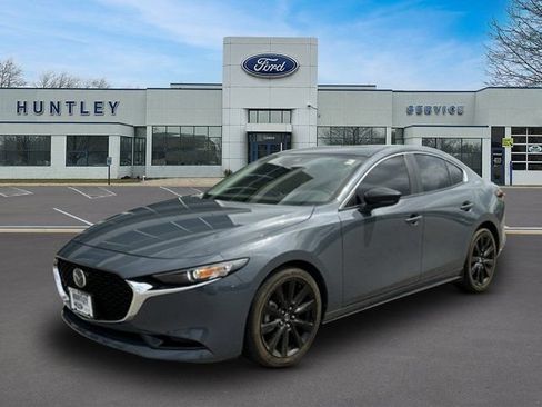Used 2023 MAZDA MAZDA3 s FWD image 1