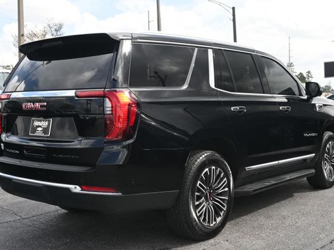 Used 2025 GMC Yukon Elevation w/ LPO, Floor Liner Package image 17