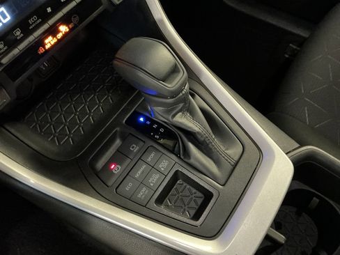 Certified 2025 Toyota RAV4 XLE AWD/4WD image 23
