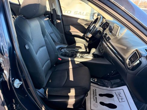 Used 2016 MAZDA MAZDA3 i Sport w/ Preferred Equipment Package image 25