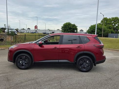 New 2026 Nissan Rogue SV FWD image 4