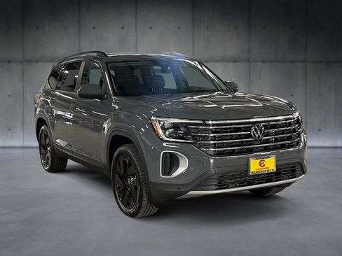 New 2026 Volkswagen Atlas SE FWD image 7