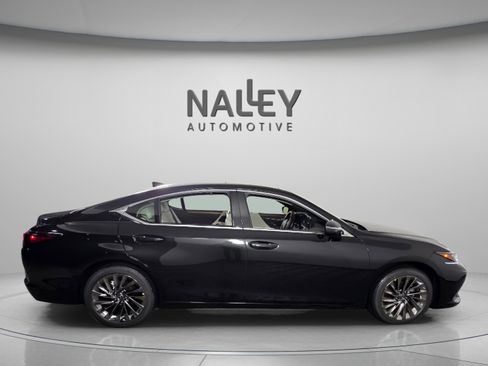 New 2025 Lexus ES 350 Ultra Luxury image 6