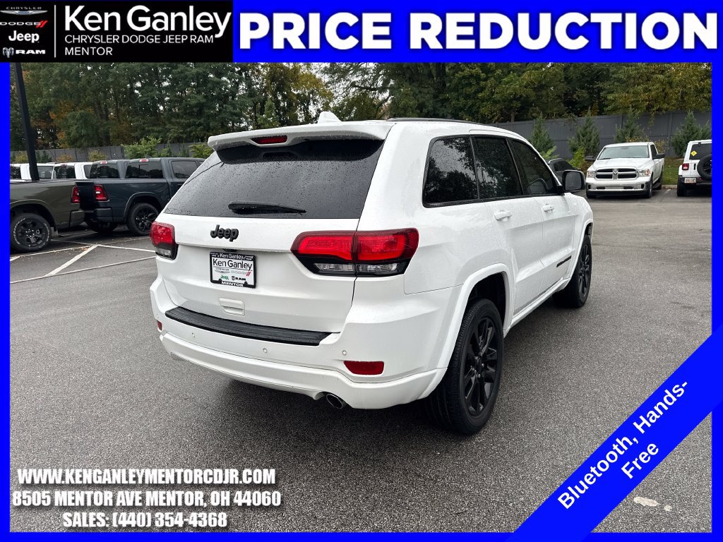 Used 2018 Jeep Grand Cherokee Altitude AWD/4WD image 9
