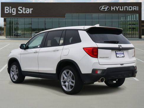 Used 2024 Honda Passport EX-L image 3