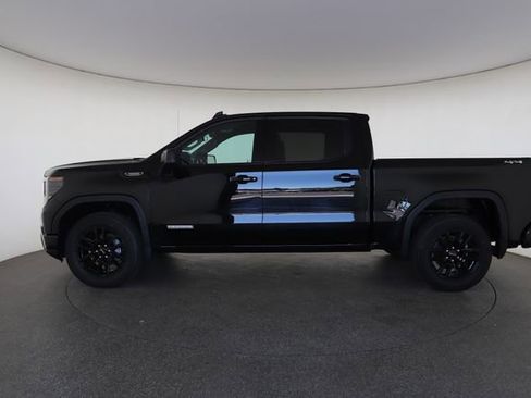 Used 2026 GMC Sierra 1500 Elevation AWD/4WD image 7