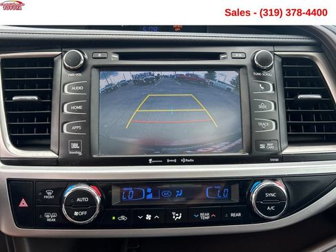Used 2016 Toyota Highlander Limited AWD/4WD image 17